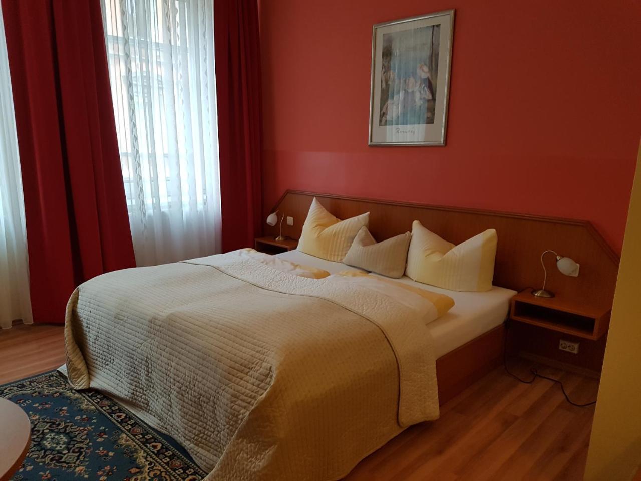 Hotel Am Kuhbogen โฮฟ ภายนอก รูปภาพ