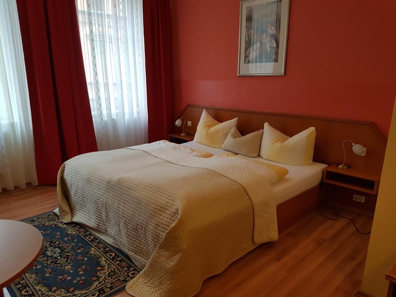 Hotel Am Kuhbogen โฮฟ ภายนอก รูปภาพ